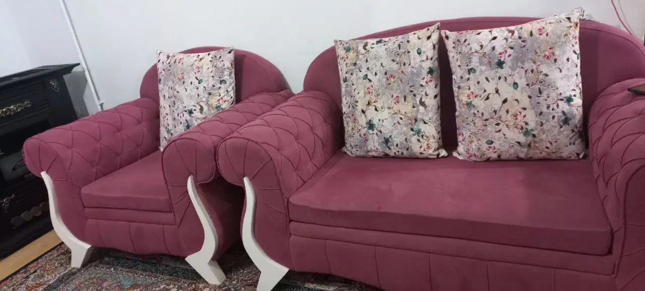 مبل راحتی کاملا سالم|مبلمان خانگی و میز عسلی|ساری, |دیوار