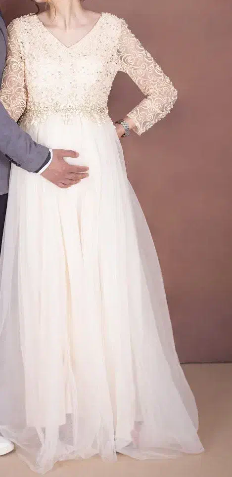 لباس مجلسی|لباس|فردیس, نیروگاه برق|دیوار