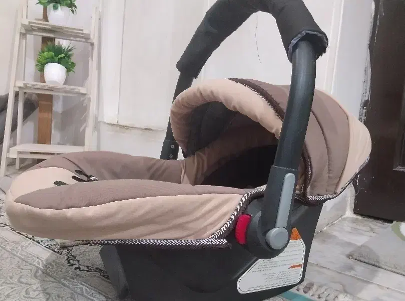 کریر بچه قیمت مناسب|کالسکه و لوازم جانبی|نسیم‌شهر, |دیوار