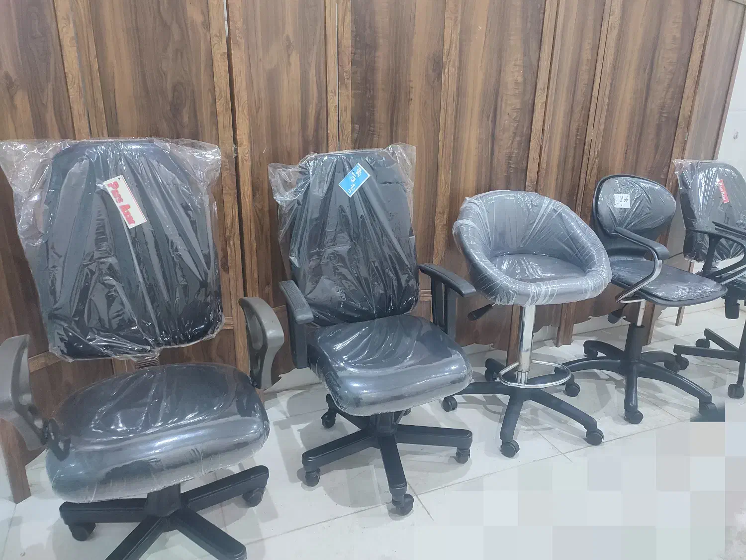 صندلی چرخدار اداری کامپیوتر|صندلی و نیمکت|شیراز, شهرک فرهنگیان|دیوار