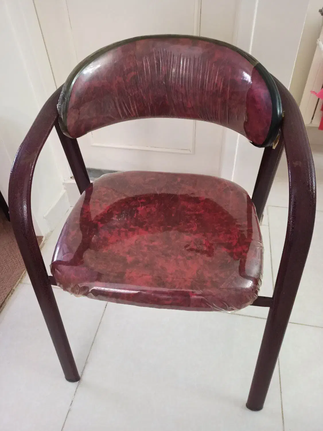 صندلی|دفتر کار|ساری, |دیوار