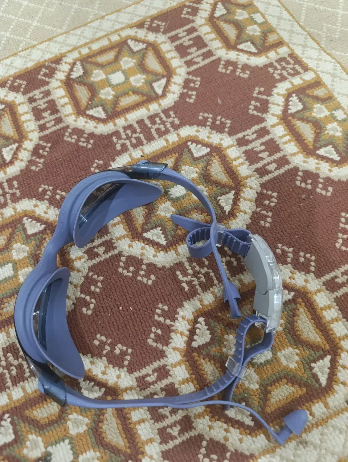 عینک شنا سیلیکونی|غواصی و ورزش‌های آبی|تربت‌حیدریه, منصوریه|دیوار