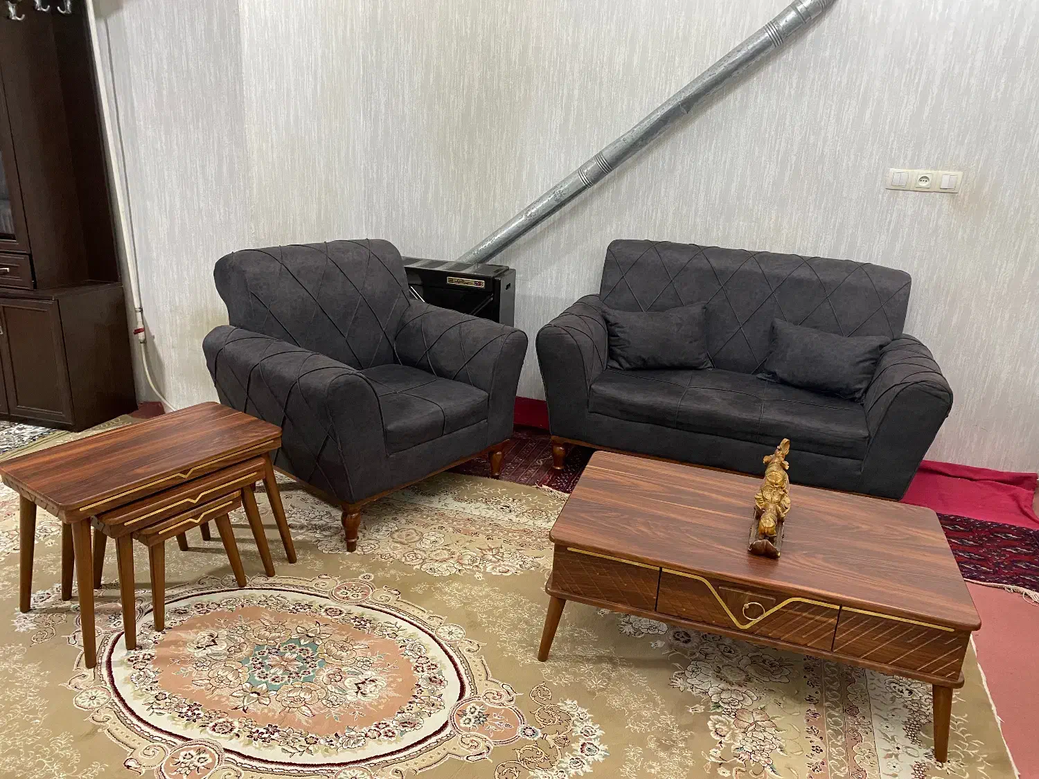 مبل ۷ نفره نو و کاملا سالم|مبلمان خانگی و میز عسلی|کرج, شهرک فهمیده|دیوار