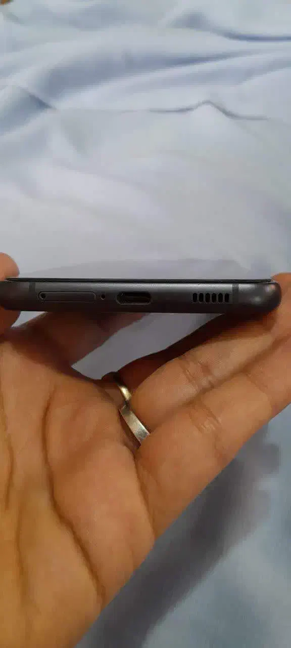 گوشی s21 fe حافظه ۲۵۶ رام ۸|موبایل|بافق, |دیوار