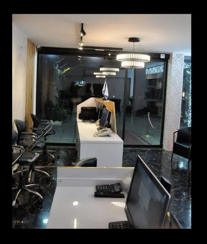 استخدام منشی آشنا به امور املاک شهرک غرب|استخدام اداری و مدیریت|تهران, ایوانک|دیوار