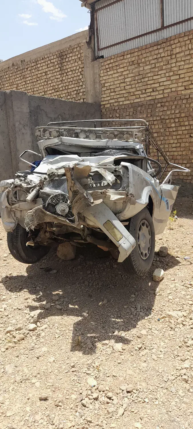 فروش مزدا اسقاطی مدل ۹۱|خودرو سواری و وانت|شهرضا, |دیوار