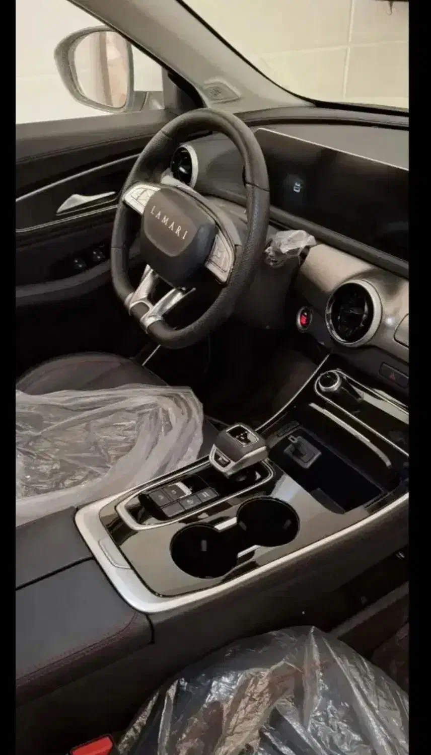 لاماری ۱۴۰۴|خودرو سواری و وانت|اصفهان, شهید رجایی|دیوار