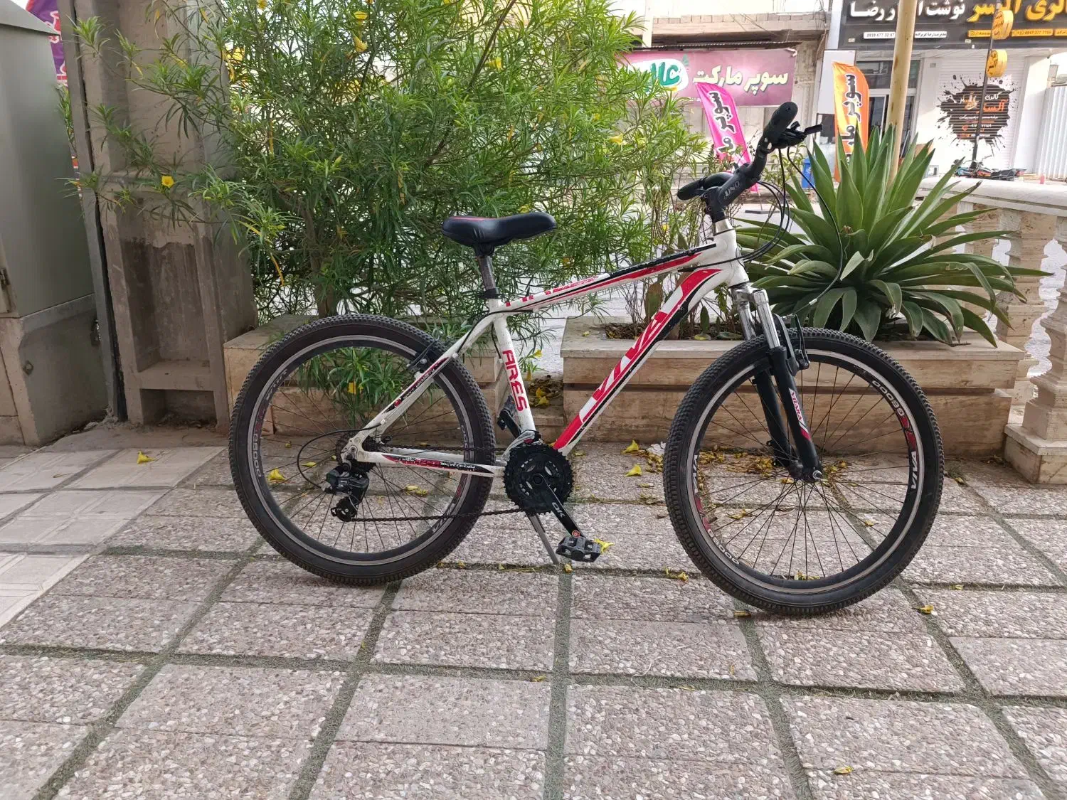 دوچرخه ویوا پاریس سایر 26|دوچرخه، اسکیت، اسکوتر|بندر گناوه, |دیوار