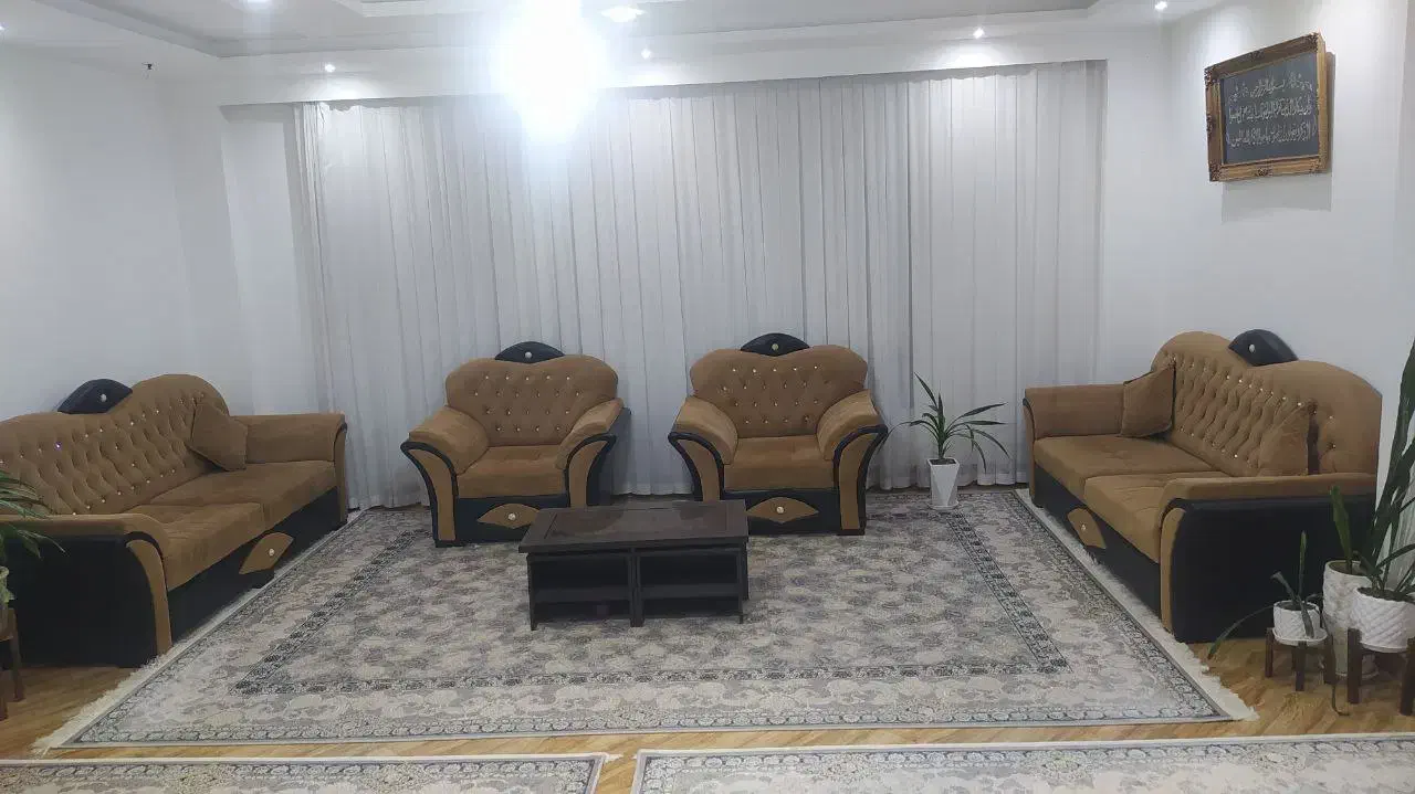 مبل دست دوم|مبلمان خانگی و میز عسلی|دهگلان, |دیوار