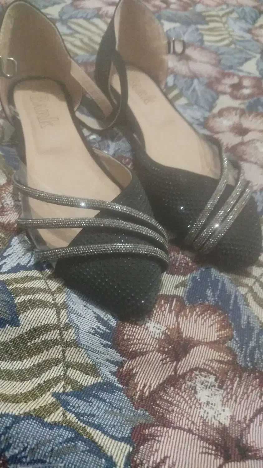 کفش|کیف، کفش، کمربند|زاهدان, |دیوار