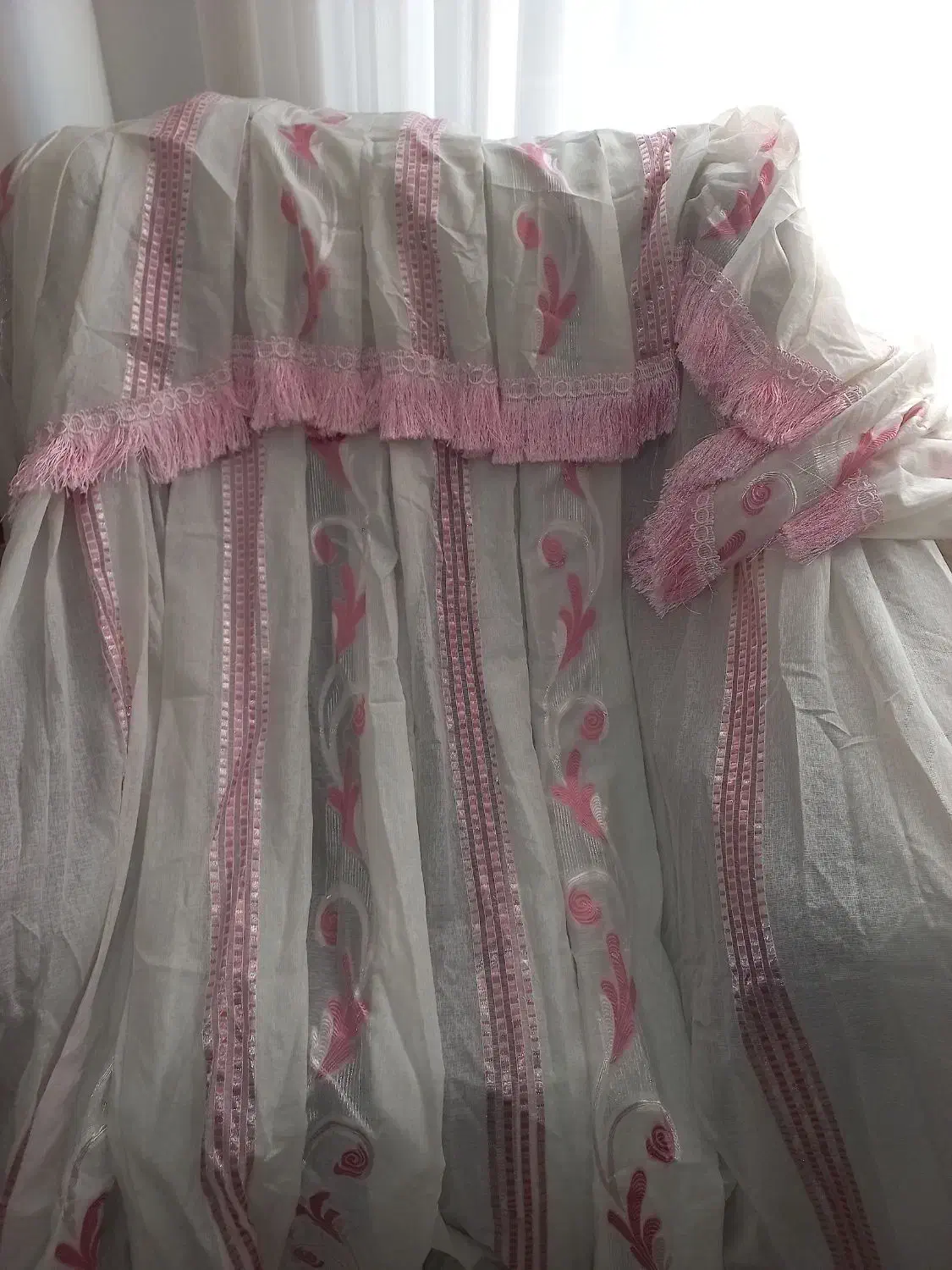 پرده|پرده، رانر، رومیزی|باغستان, |دیوار