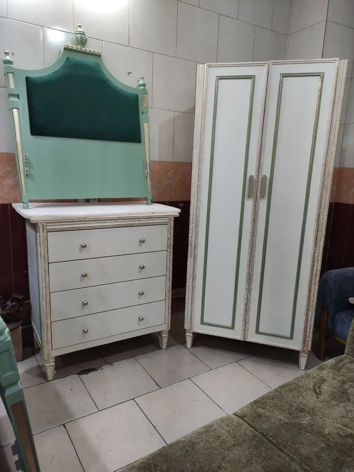 سرویس خواب چوبی 180×80|تخت و سرویس خواب|تبریز, |دیوار