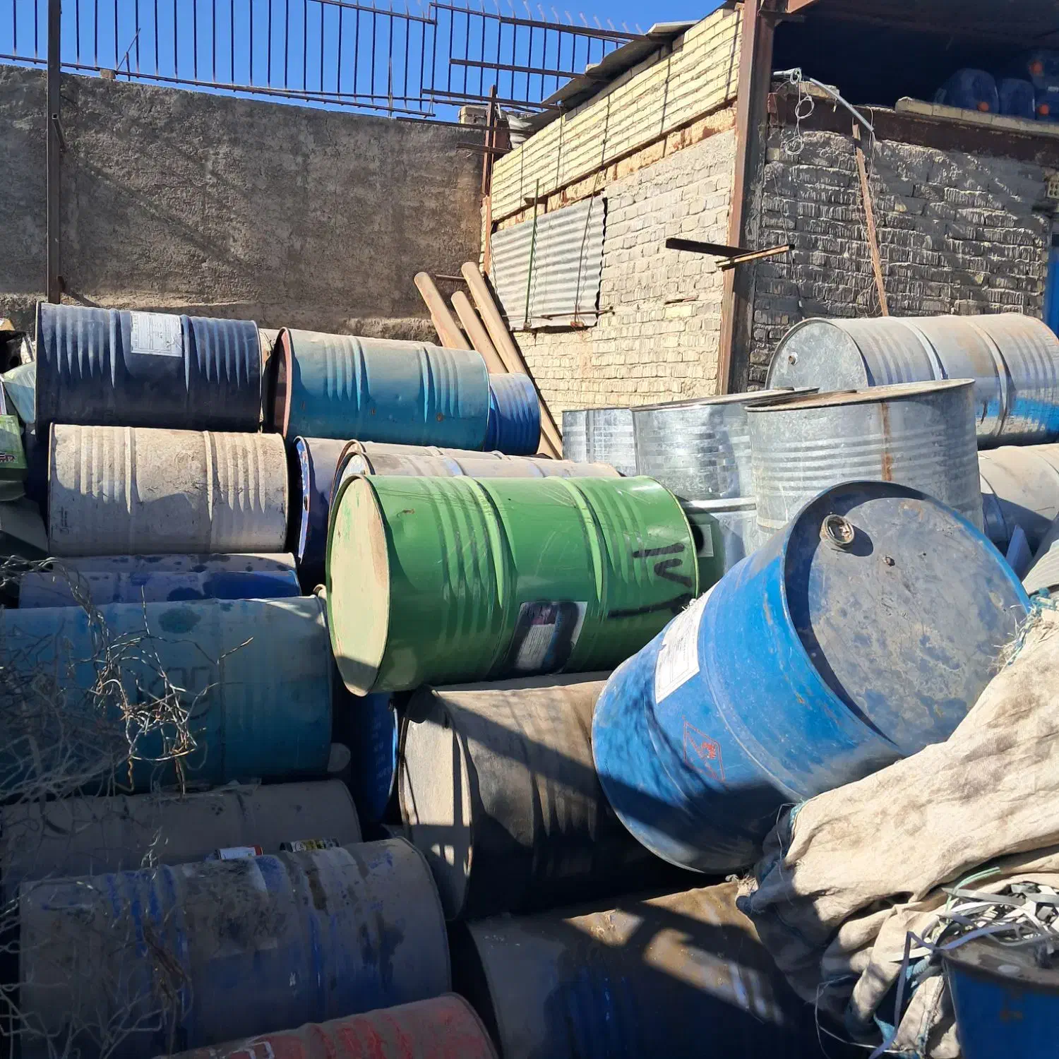 بشکه|فروشگاه و مغازه|اصفهان, کوی نرگس|دیوار