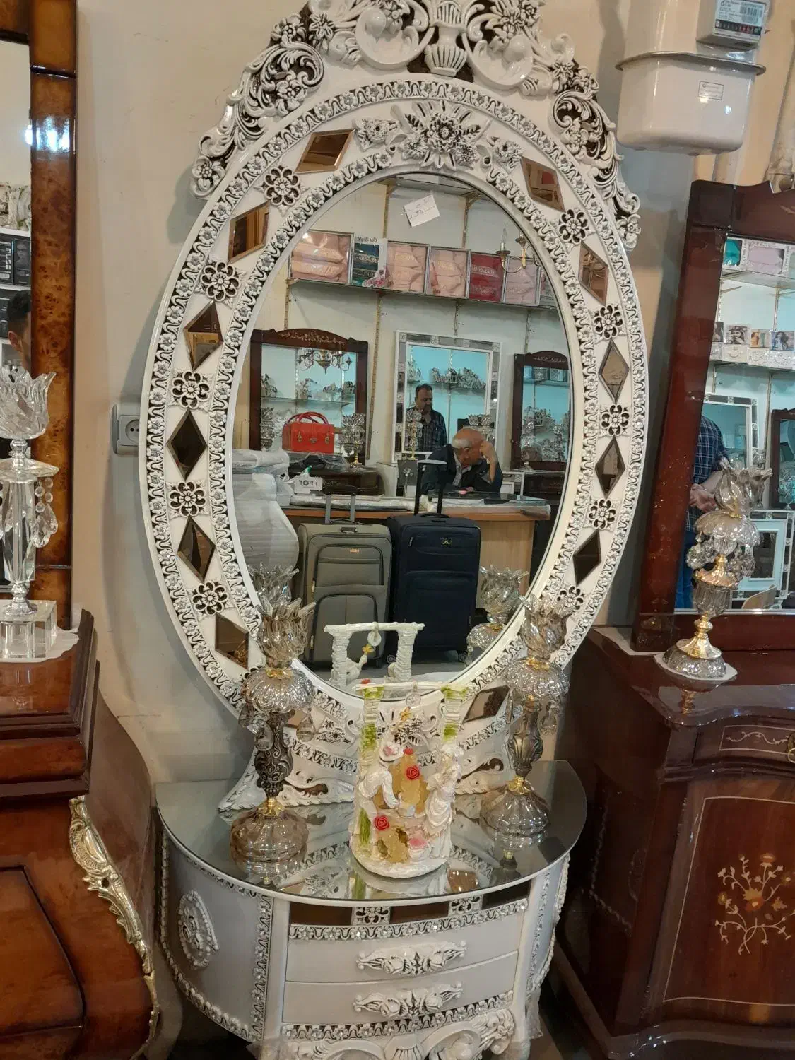 آینه شمعدان و شاخه نبات|آینه|سبزوار, پیروزی|دیوار