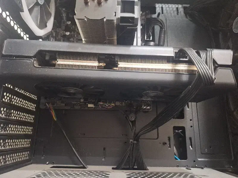 کارت گرافیک Rx5700 Xt|قطعات و لوازم جانبی رایانه|تایباد, |دیوار