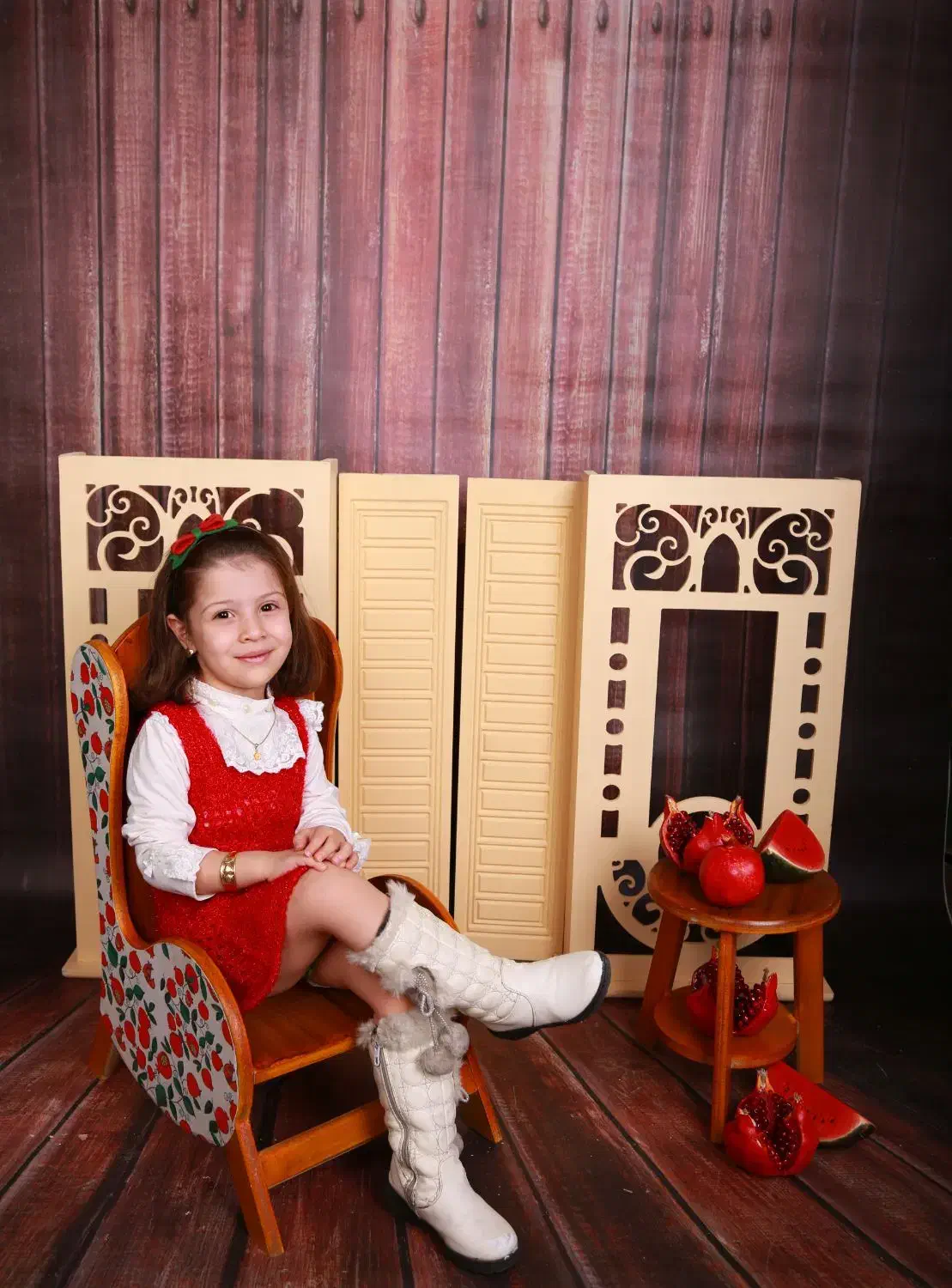 تعدادی دکور عکاسی یلدا و کریسمس|صنایع دستی و سایر لوازم تزئینی|تهران, شهمیرزادی|دیوار