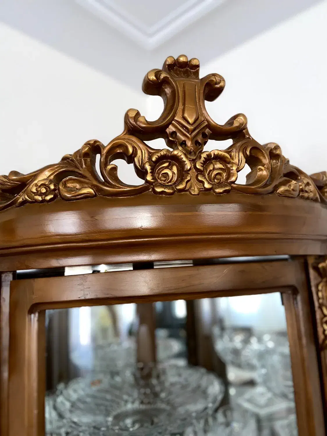 ویترین سه‌طبقه چوب راش|بوفه، ویترین، کنسول|پردیس, فاز ۲|دیوار