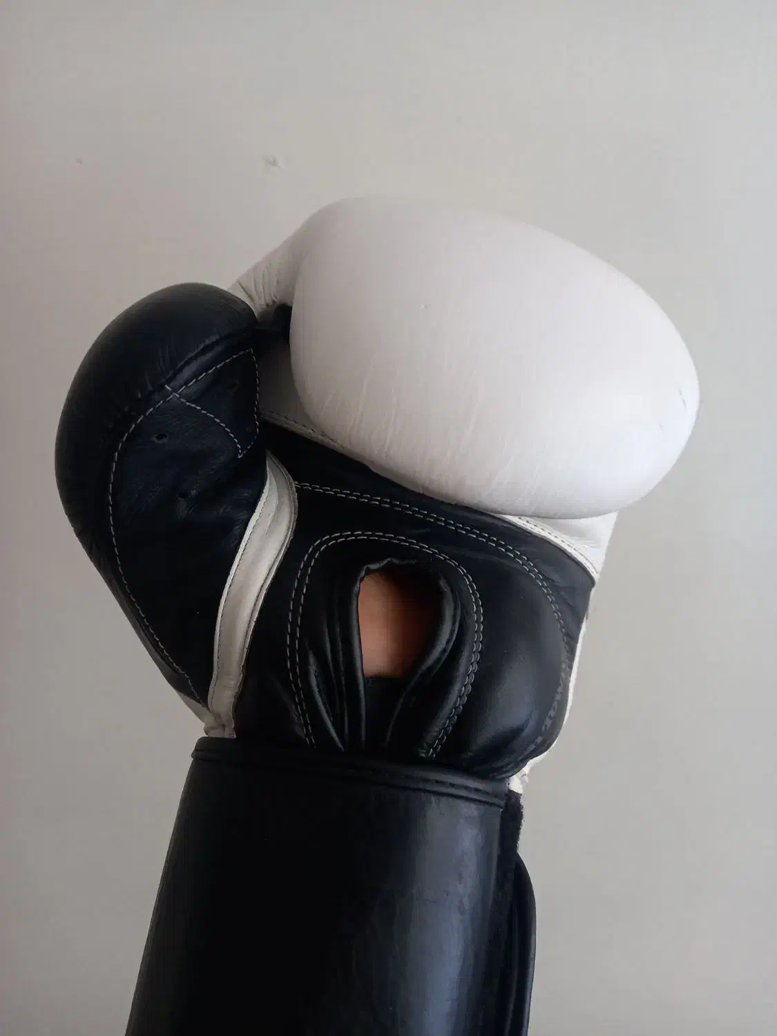 دستکش بوکس کیک بوکس مویتای|تجهیزات ورزشی|تهران, نظام‌آباد|دیوار