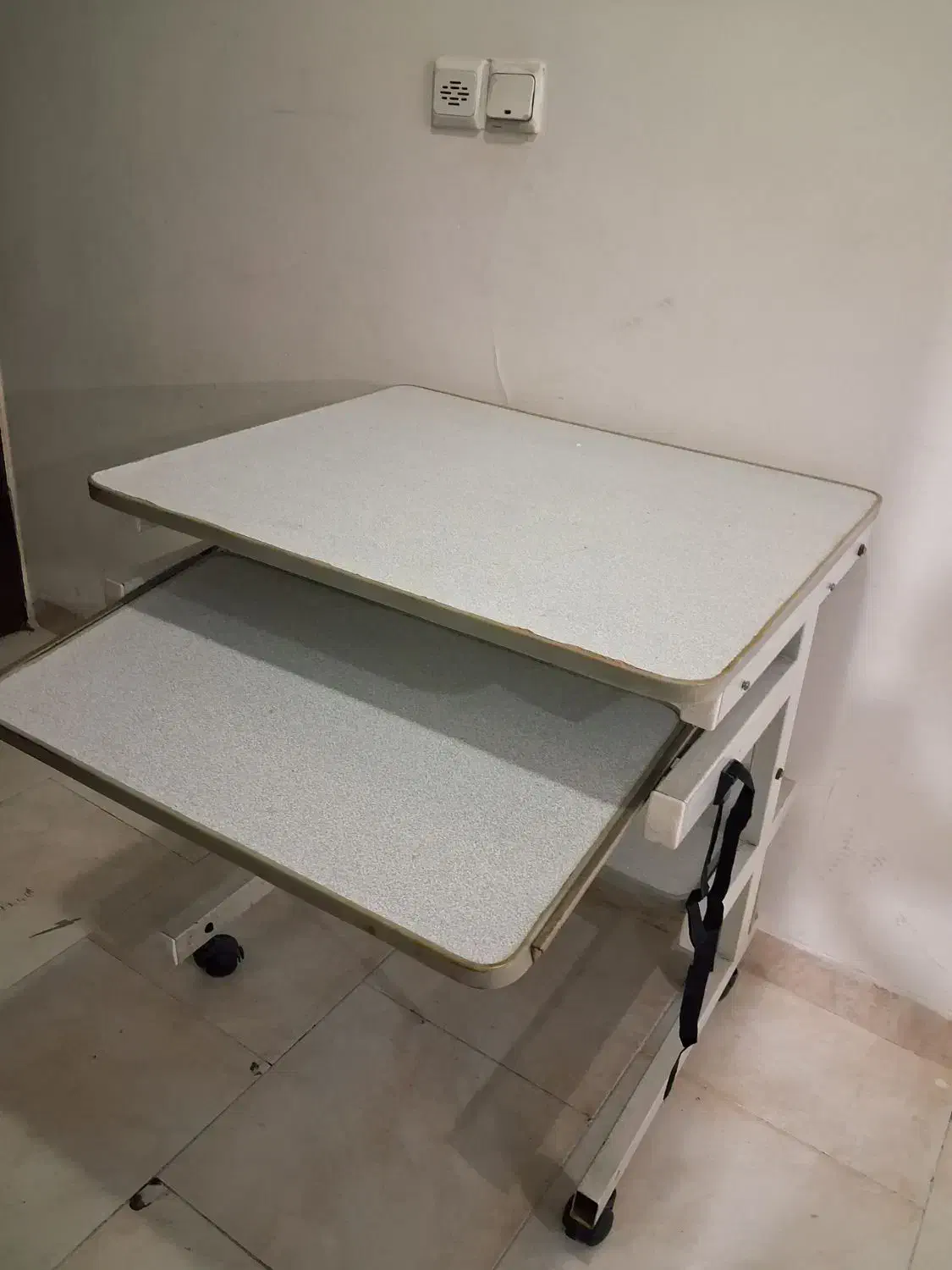 میز کامپیوتر|میز تحریر و کامپیوتر|یزد, |دیوار