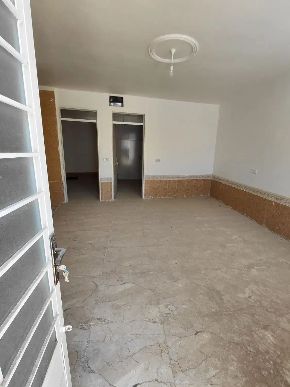 فروش منزل ۱۰۵ متری دوخوابه واقع درکرونی|فروش خانه و ویلا|شیراز, کرونی(خاتونک)|دیوار