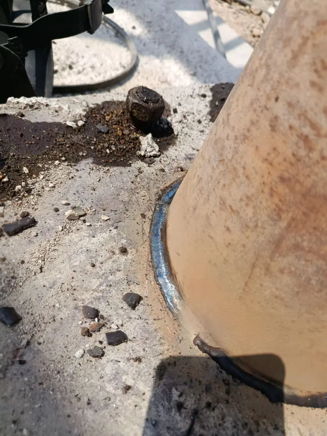 جوشکاری در پنجره تعمیر|خدمات پیشه و مهارت|اهواز, معین زاده|دیوار