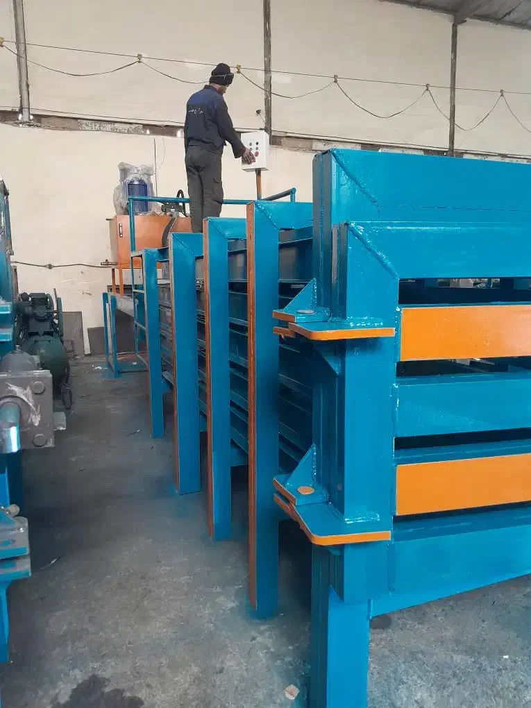 آبگیر گوجه|ماشین‌آلات صنعتی|سامن, |دیوار