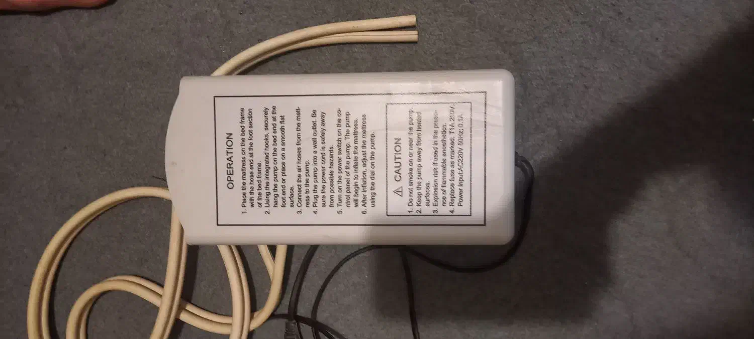 پمپ تشک بادی. بیوکر|تشک تختخواب|یزد, |دیوار