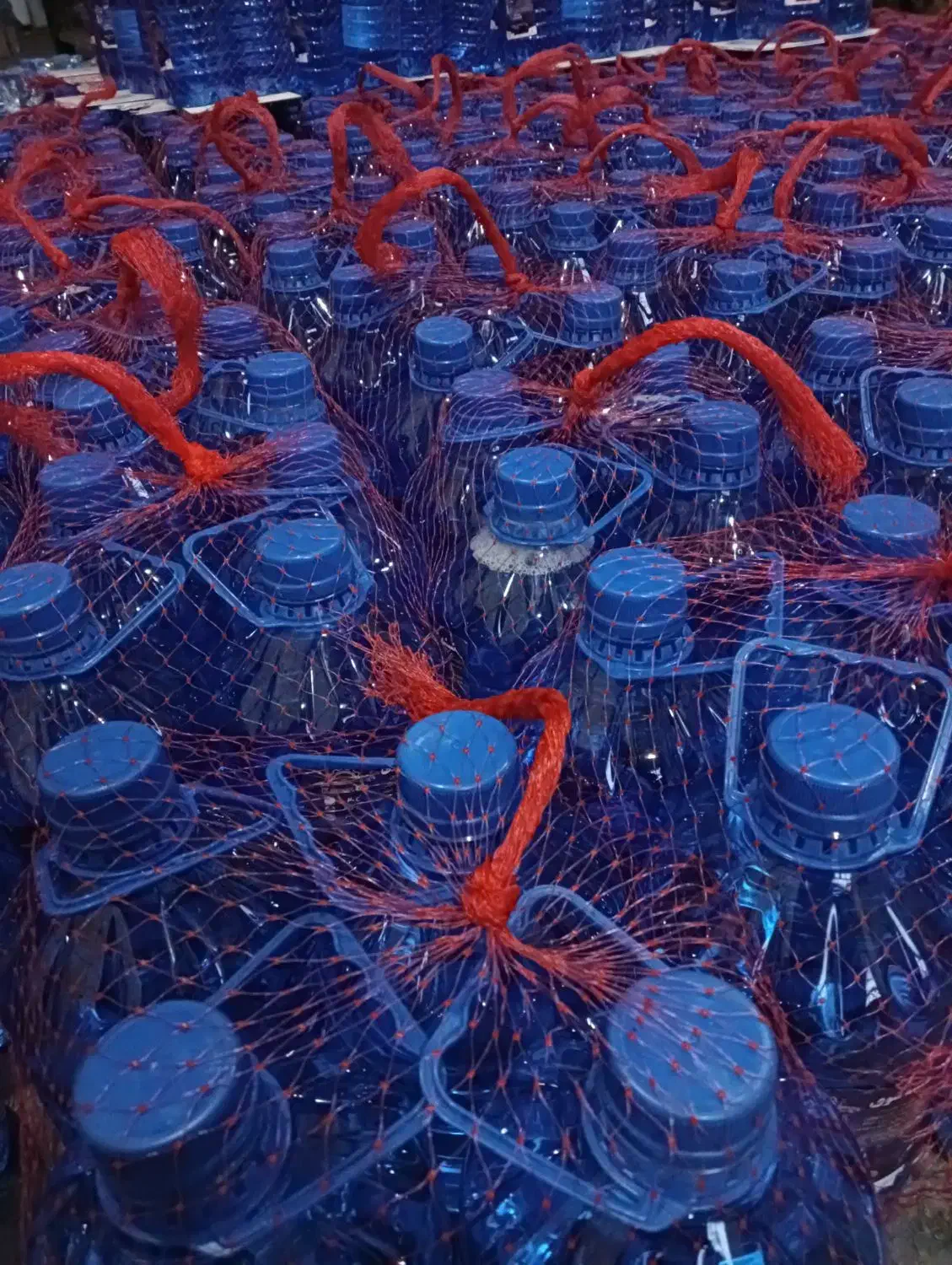 شیشه شوی خودرو|مواد شوینده و دستمال کاغذی|تبریز, |دیوار