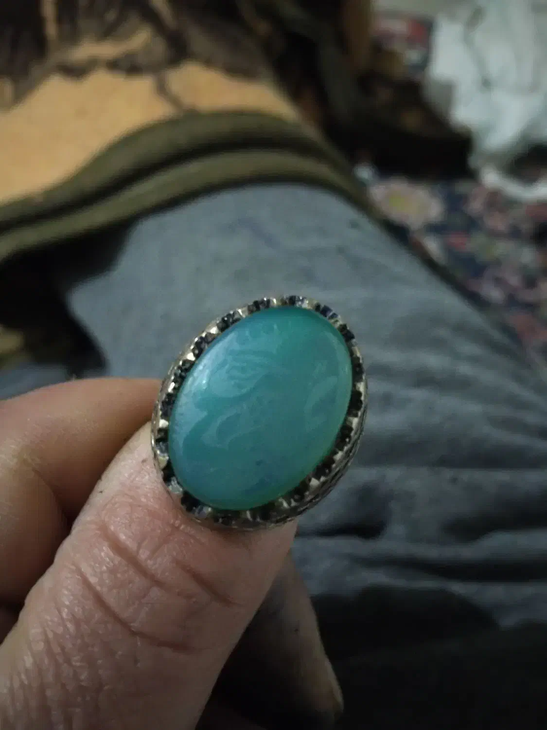 انگشتر|بدلیجات|اشترینان, |دیوار