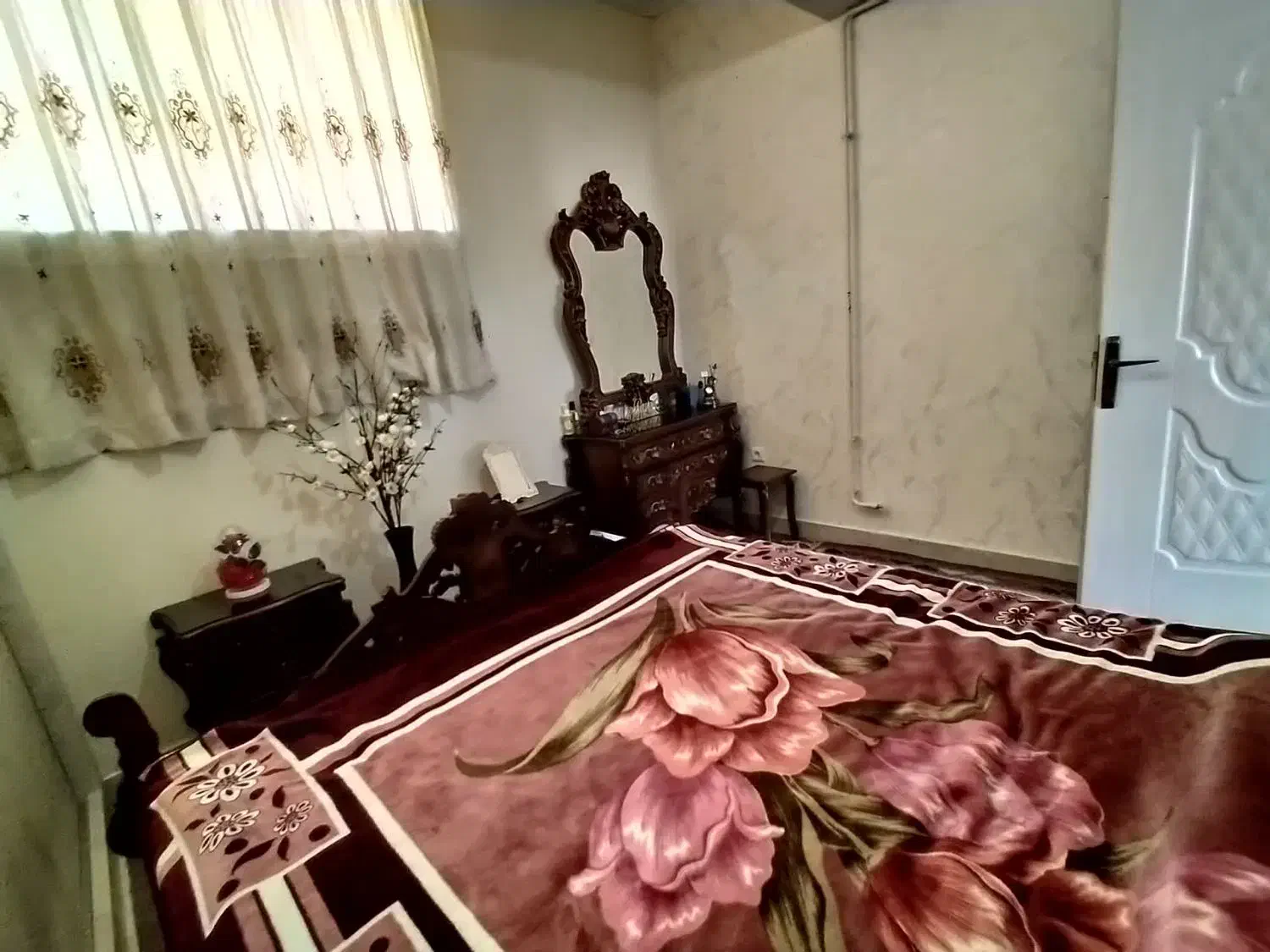 تختخواب سلطنتی تمام چوب|تخت و سرویس خواب|تهران, هاشمی|دیوار