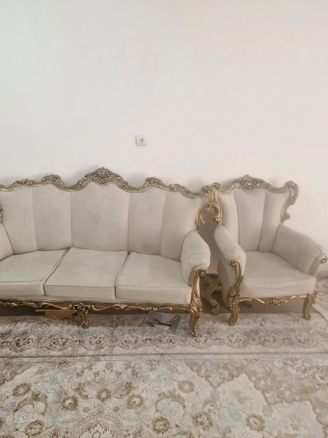 یک دست مبل7نفره سلطنتی|مبلمان خانگی و میز عسلی|ایذه, |دیوار