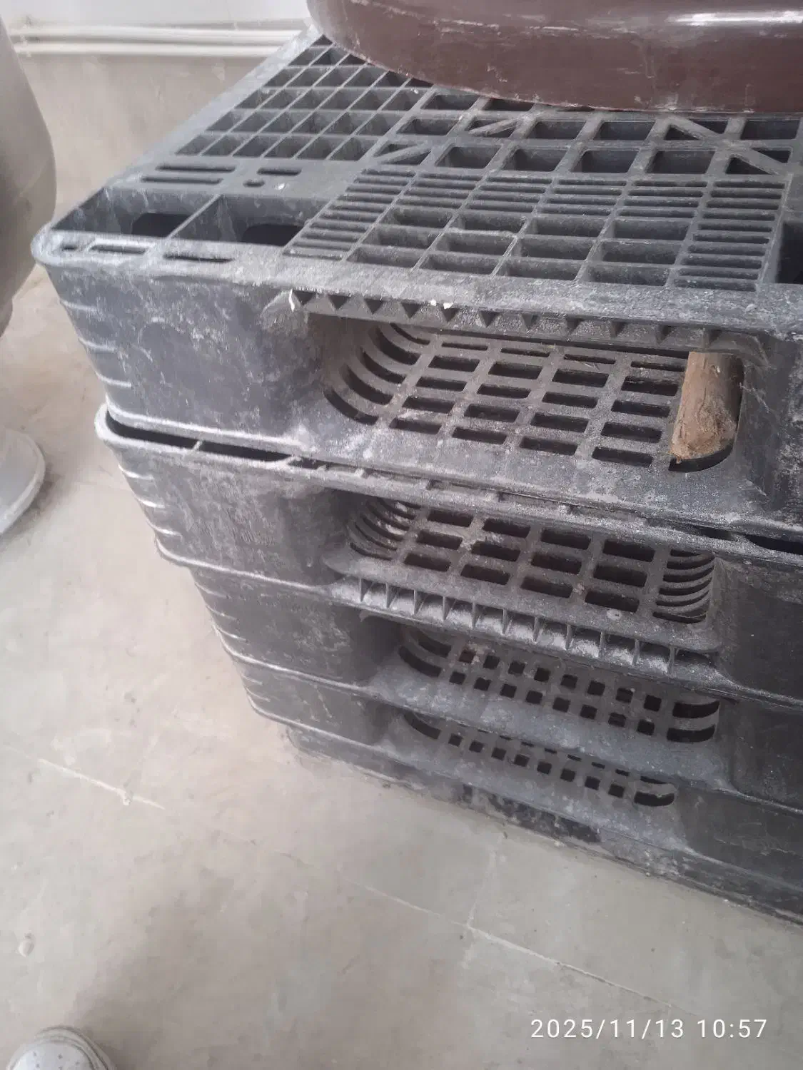 پالت پلاستیکی و سبد و استند|فروشگاه و مغازه|هشتگرد, شهرک فرهنگیان|دیوار