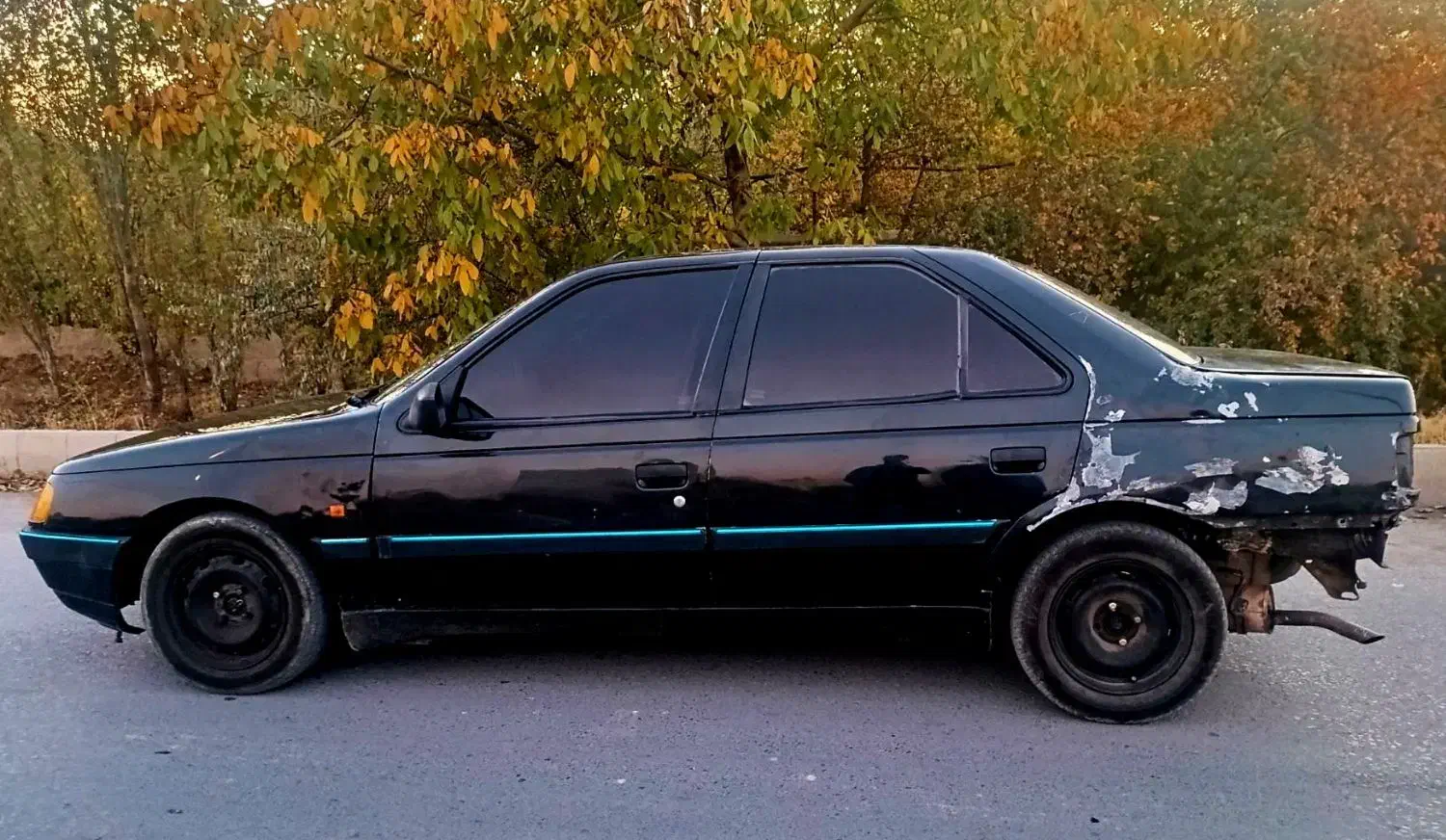 پژو مشکی سرامیکی ۸۳|خودرو سواری و وانت|مراغه, |دیوار