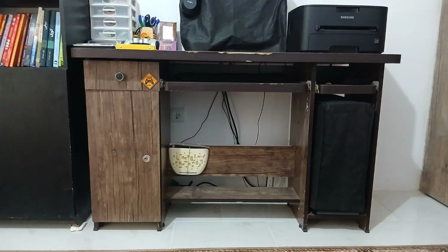 میز کامپیوتر|میز تحریر و کامپیوتر|گلبهار, شهر جدید گلبهار|دیوار