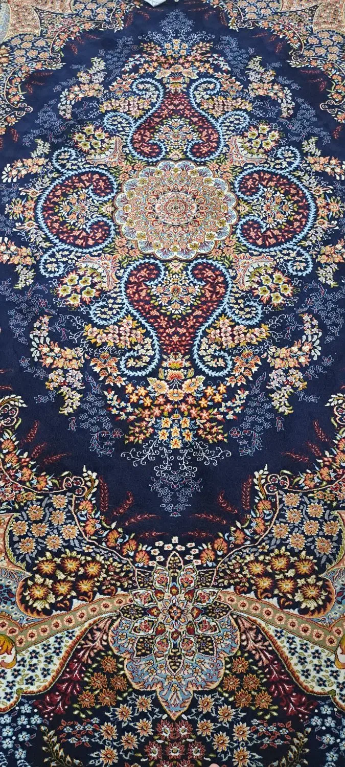 سه تخته فرش ۱۲ و ۹ و ۶|فرش|قم, شاه احمد قاسم|دیوار