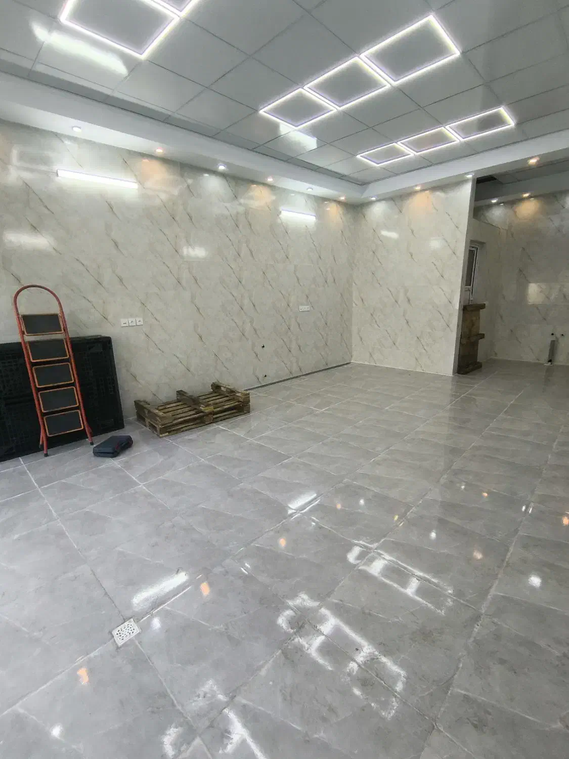 رهن اجاره مغازه ۵۵متری شهرک طلائیه|اجارهٔ مغازه و غرفه|قرچک, شهرک طلائیه|دیوار