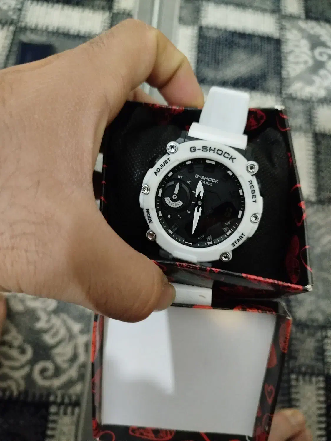 ساعت مچی|ساعت|همدان, |دیوار