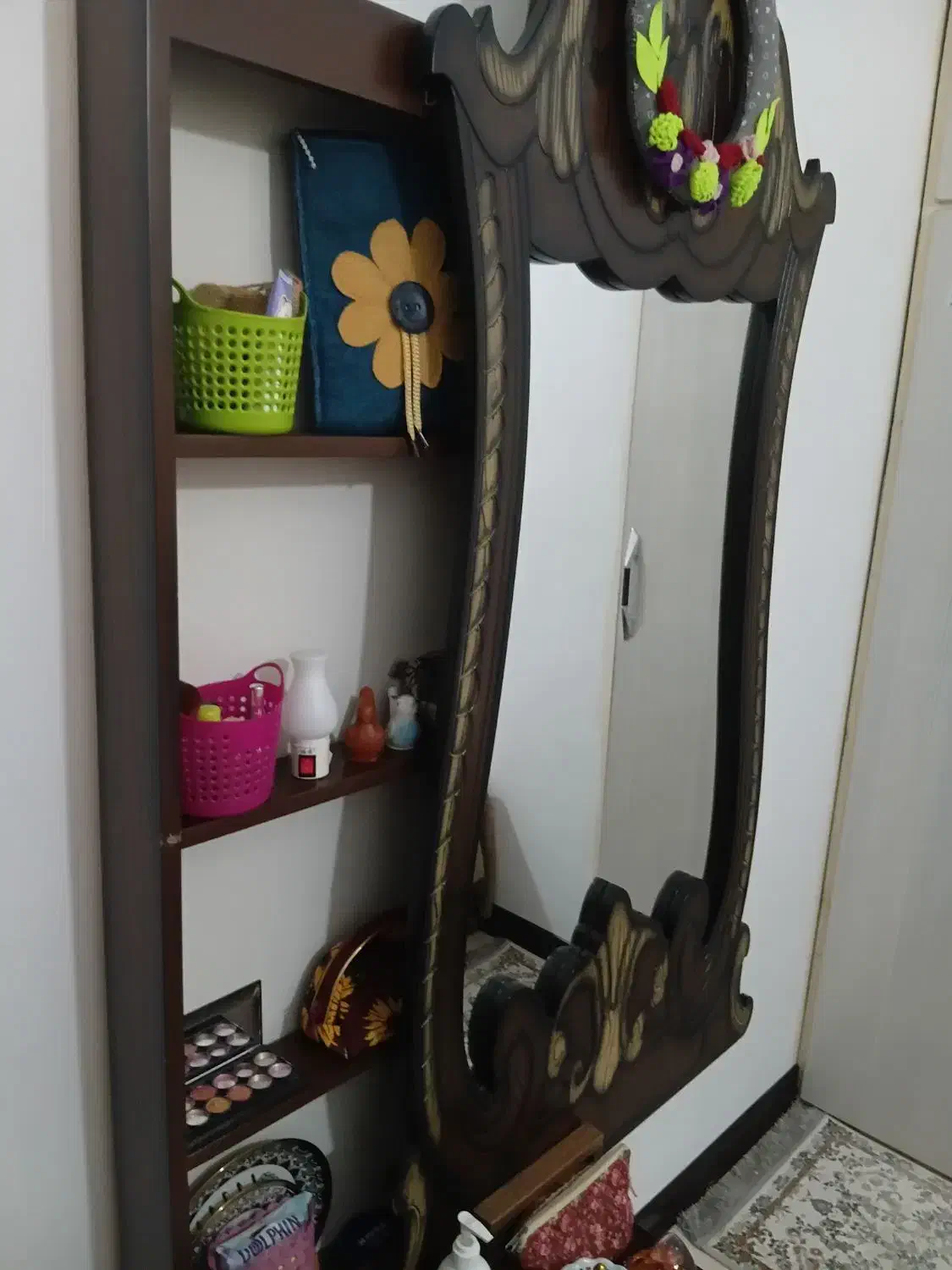 آینه با پاتختی|آینه|ساری, |دیوار