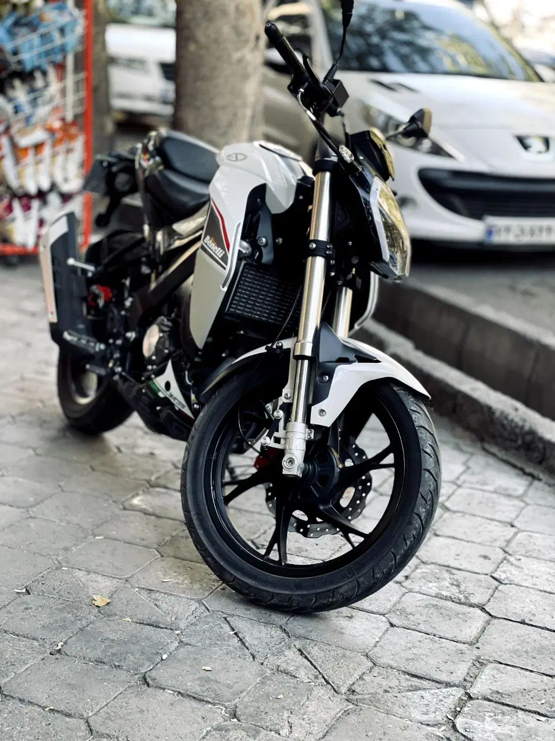 بنلی 180s مدل اخر 1400|موتورسیکلت|تبریز, |دیوار