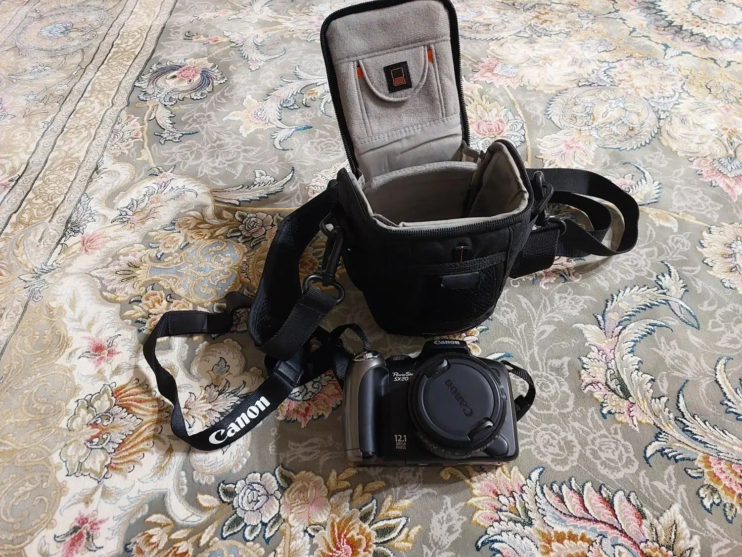 دوربین کنون|دوربین عکاسی و فیلم‌برداری|خرم‌آباد, |دیوار