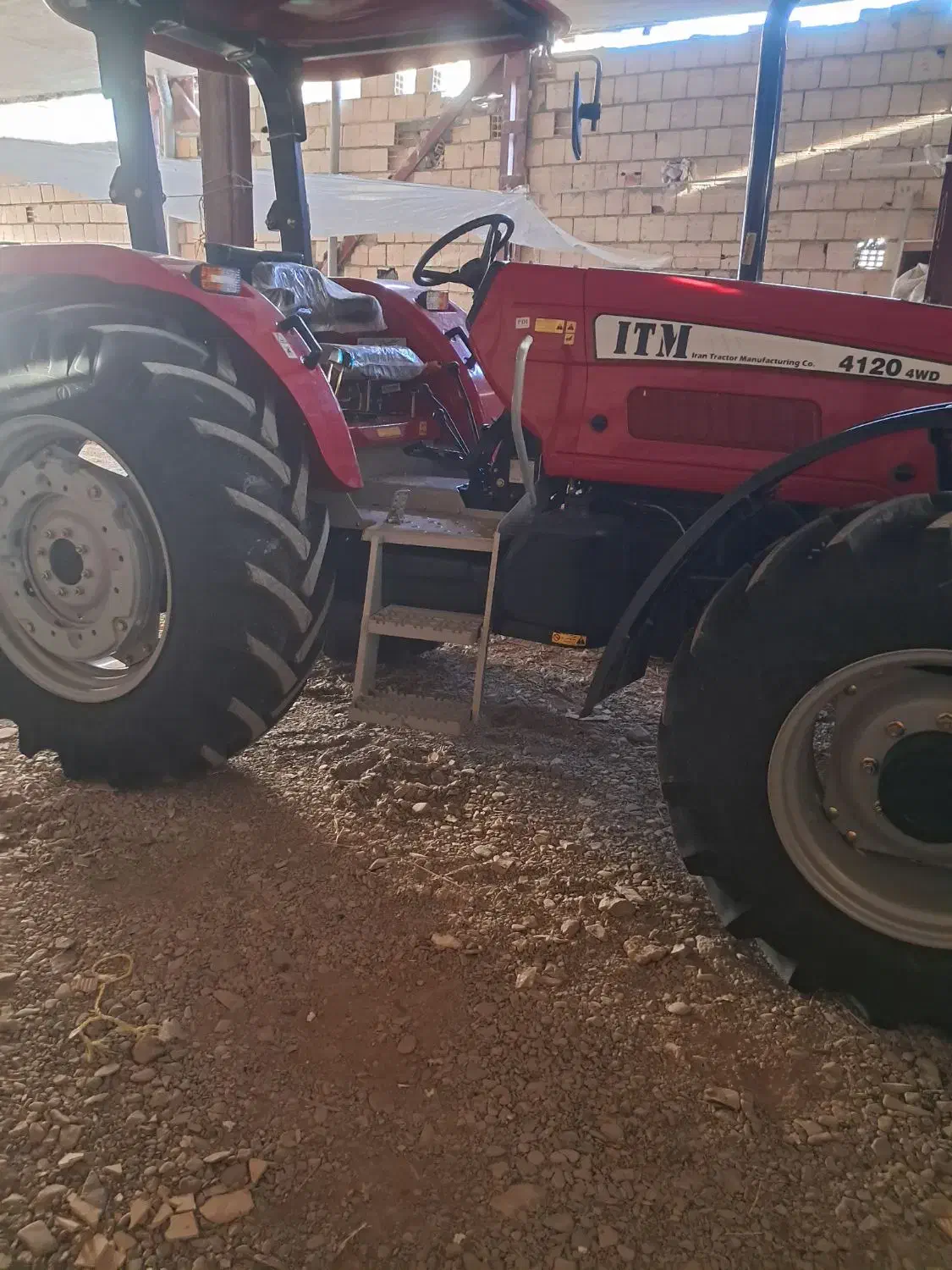 فروش تراکتور ۴۲۰|خودرو سنگین|سرپل ذهاب, |دیوار