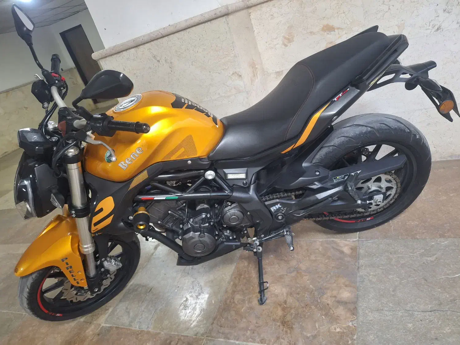 موتوربنلی ۳۰۰سی سی دوسیلند|موتورسیکلت|تهران, باشگاه نفت|دیوار