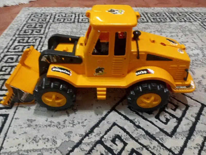 بلدوزر زرد|اسباب‌‌بازی|تهران, تهرانسر شمالی|دیوار