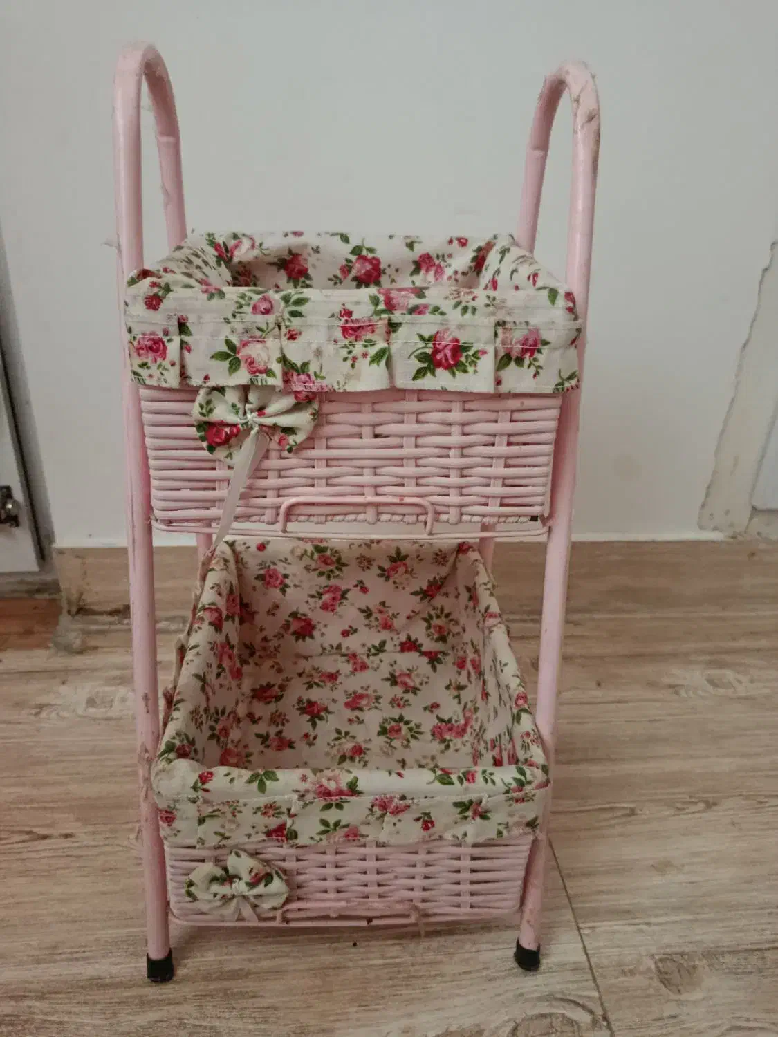 فروشی|ظروف نگهدارنده، پلاستیکی، یک‌بارمصرف|علی‌آباد کتول, |دیوار