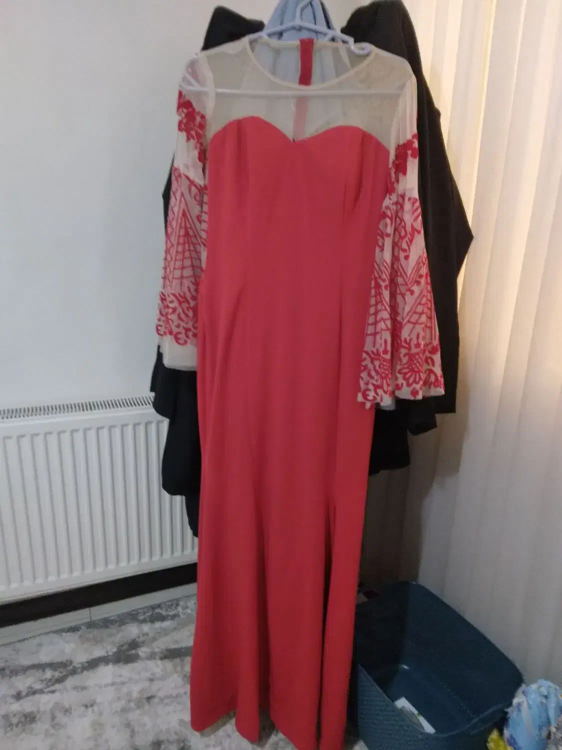 لباس مجلسی|لباس|قزوین, |دیوار