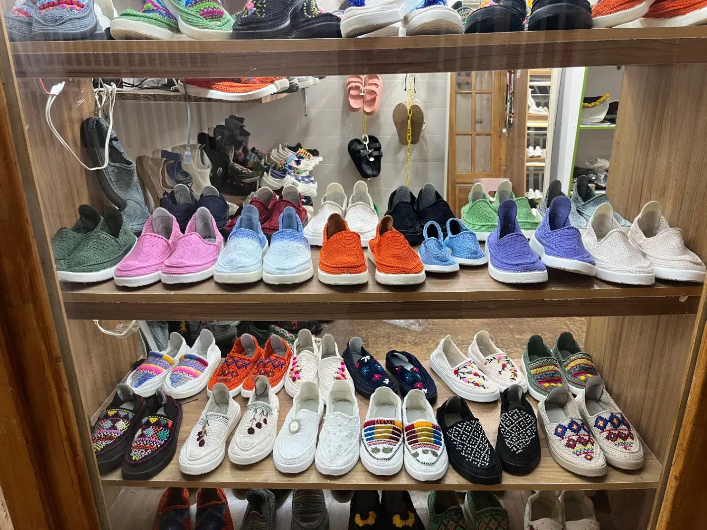 گیوه شاپ یزد|کیف، کفش، کمربند|یزد, |دیوار