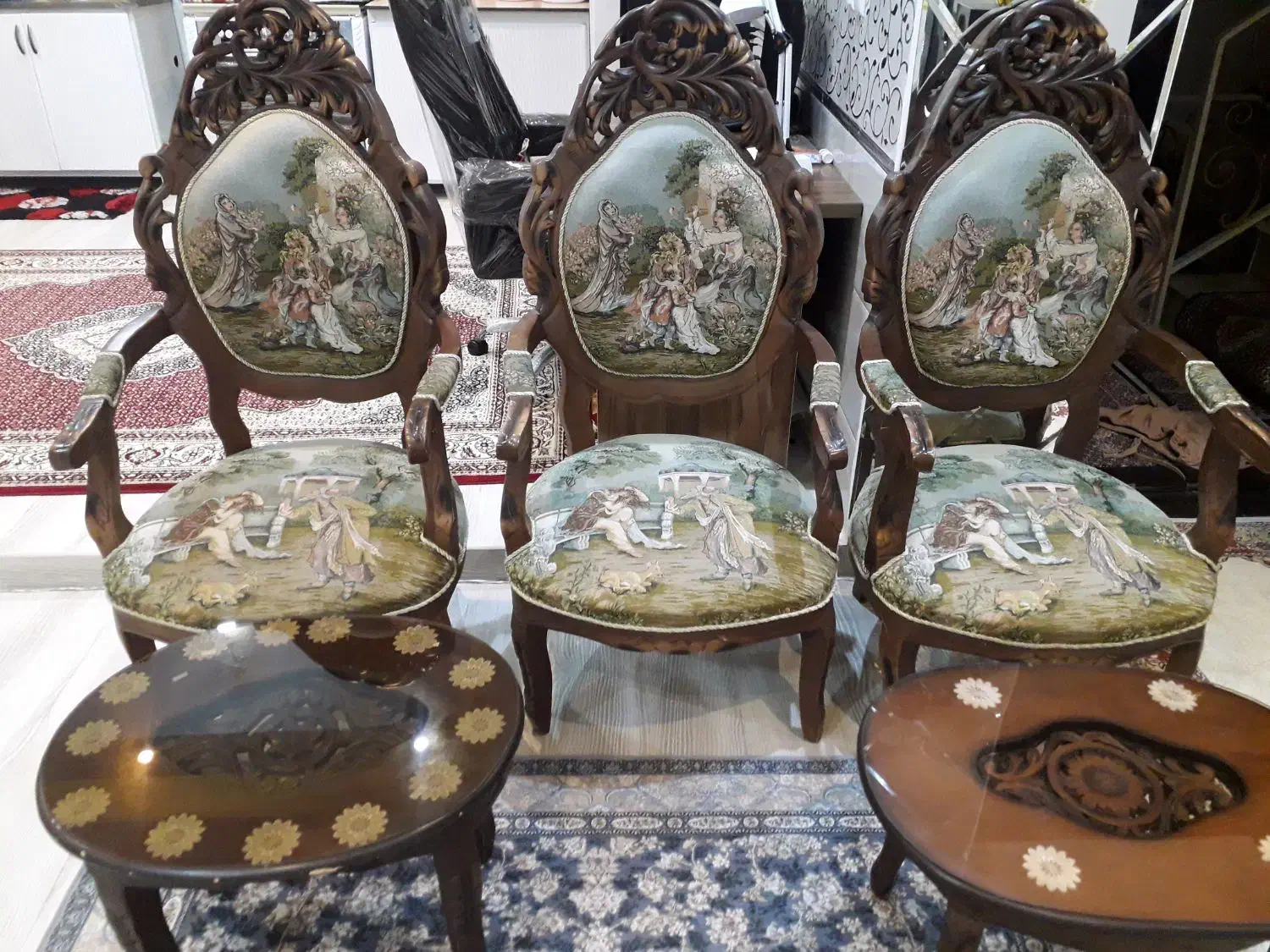 مبل سلطنتی|مبلمان خانگی و میز عسلی|خوی, |دیوار