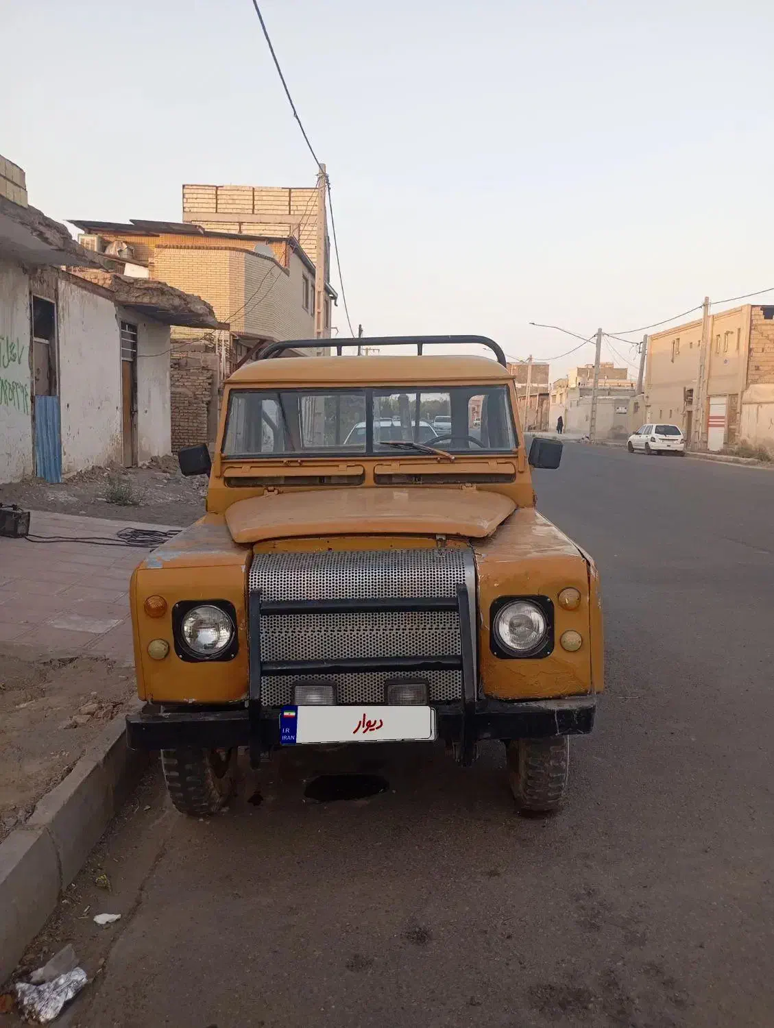فروش لندرور نیم تن|خودرو کلاسیک|سیرجان, |دیوار