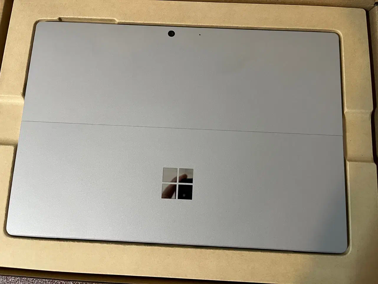 Surface Pro 7|رایانه همراه|شیراز, چوگیاه‎|دیوار