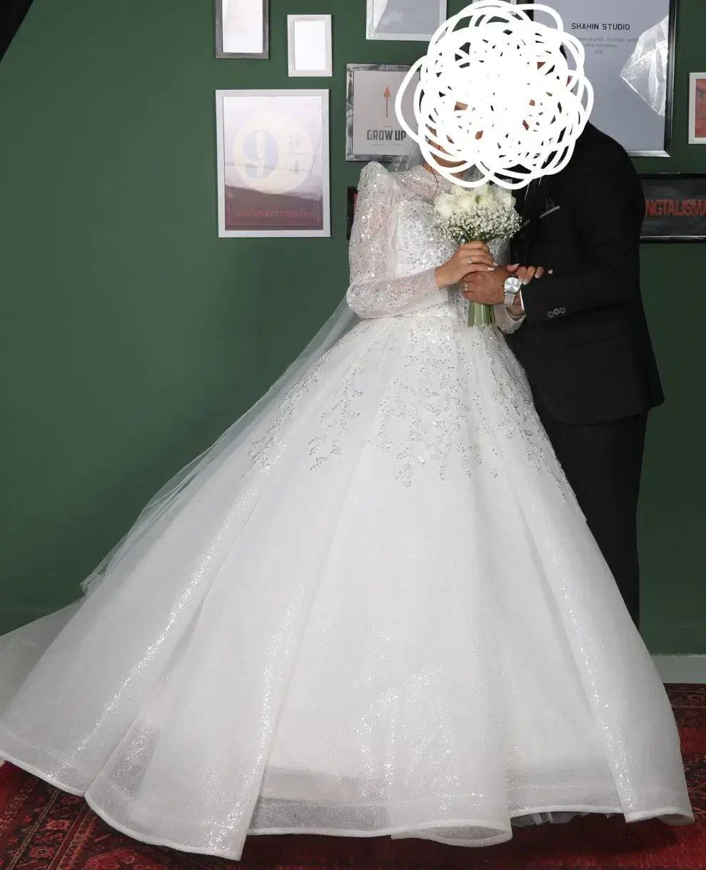 لباس عروس|لباس|سیرجان, |دیوار